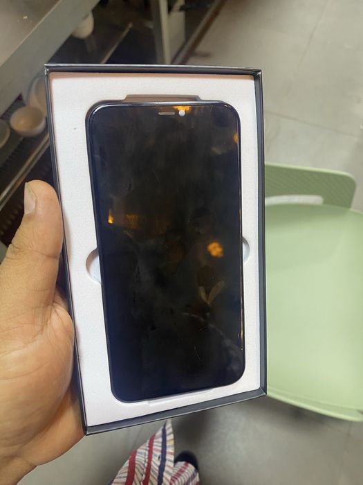 Iphone 11 orginal radnoy ekran toza
