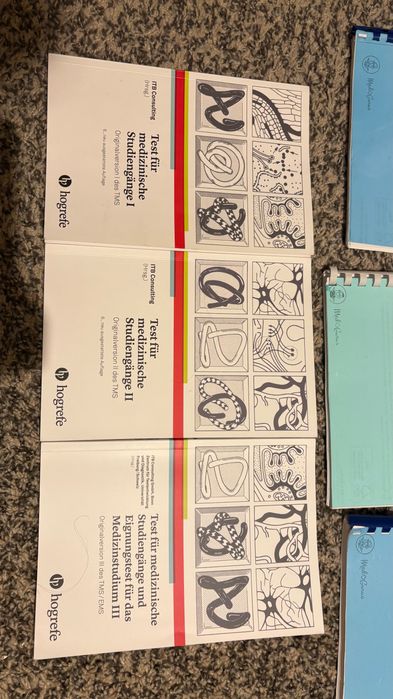 TMS/EMS учебници, три тестови книжки + БОНУС флаш карти по анатомия