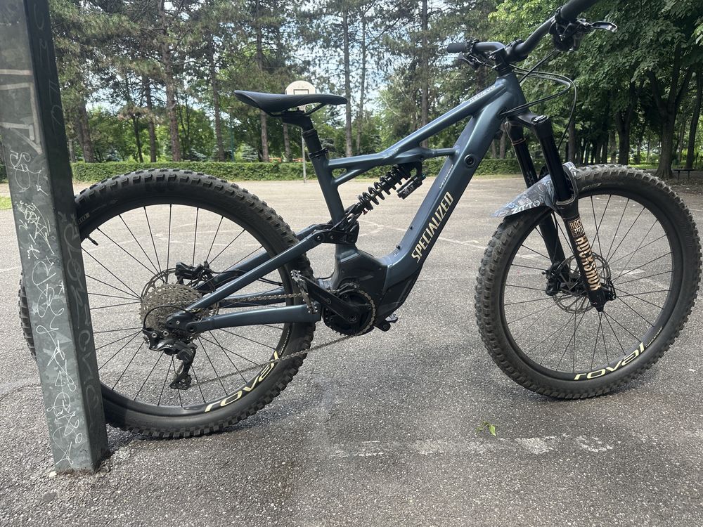Bicicleta electrica specialized kenevo comp 2019