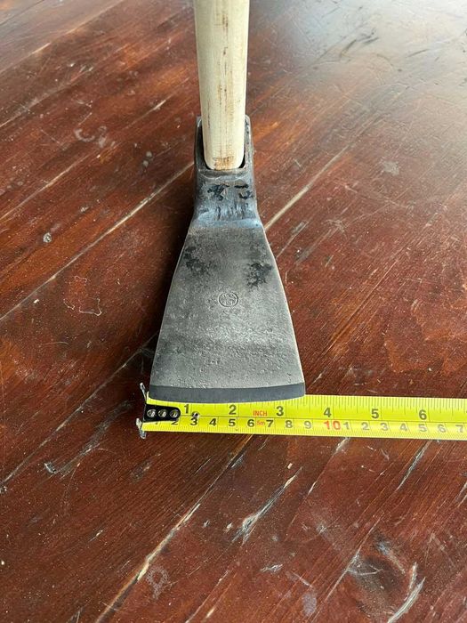 OCHSENKOPF - стара немска кована тесла за греди - брадва