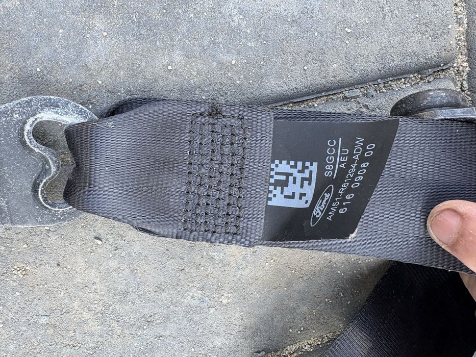 Centuri fata Ford Grand C Max