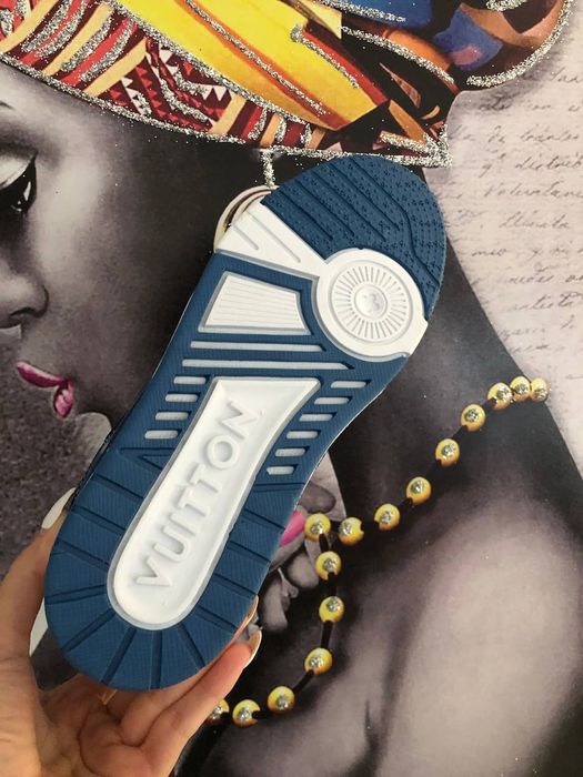 Adidasi model unisex