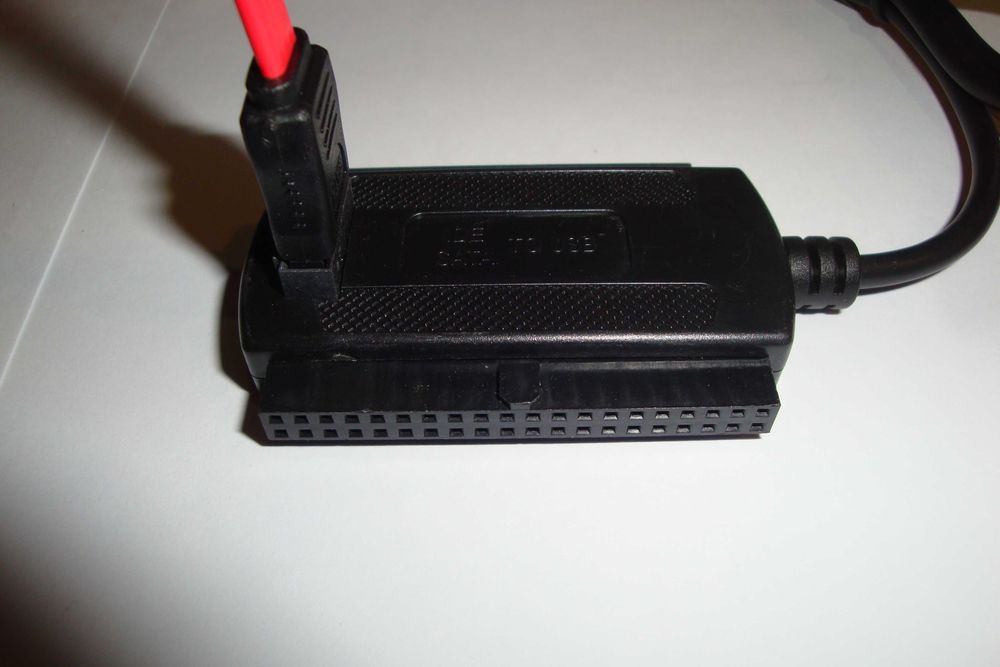 adaptor pentru recuperare date hard disk sata sau ata model vechi