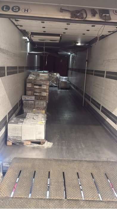 Inchiriez Semiremorca frigorifica depozitare/transport