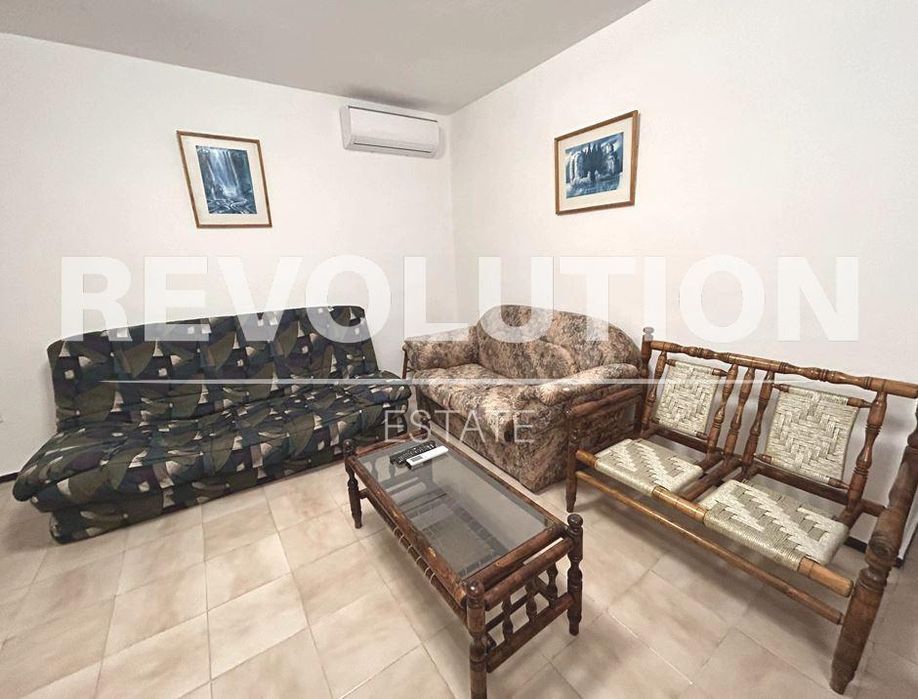 Тристаен апартамент в района на м-т Траката