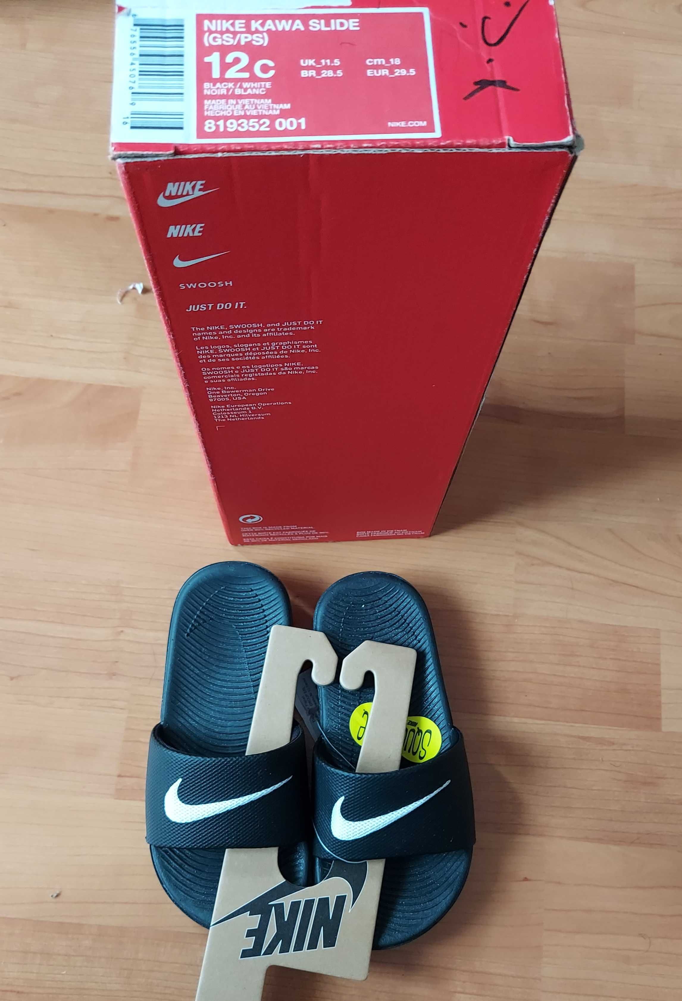 papuci NIKE 29,5 originali  (noi in cutie cu eticheta )