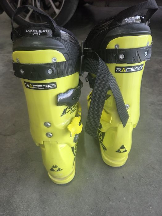 Clăpari Fischer race flex 130 marimea 41 1/3