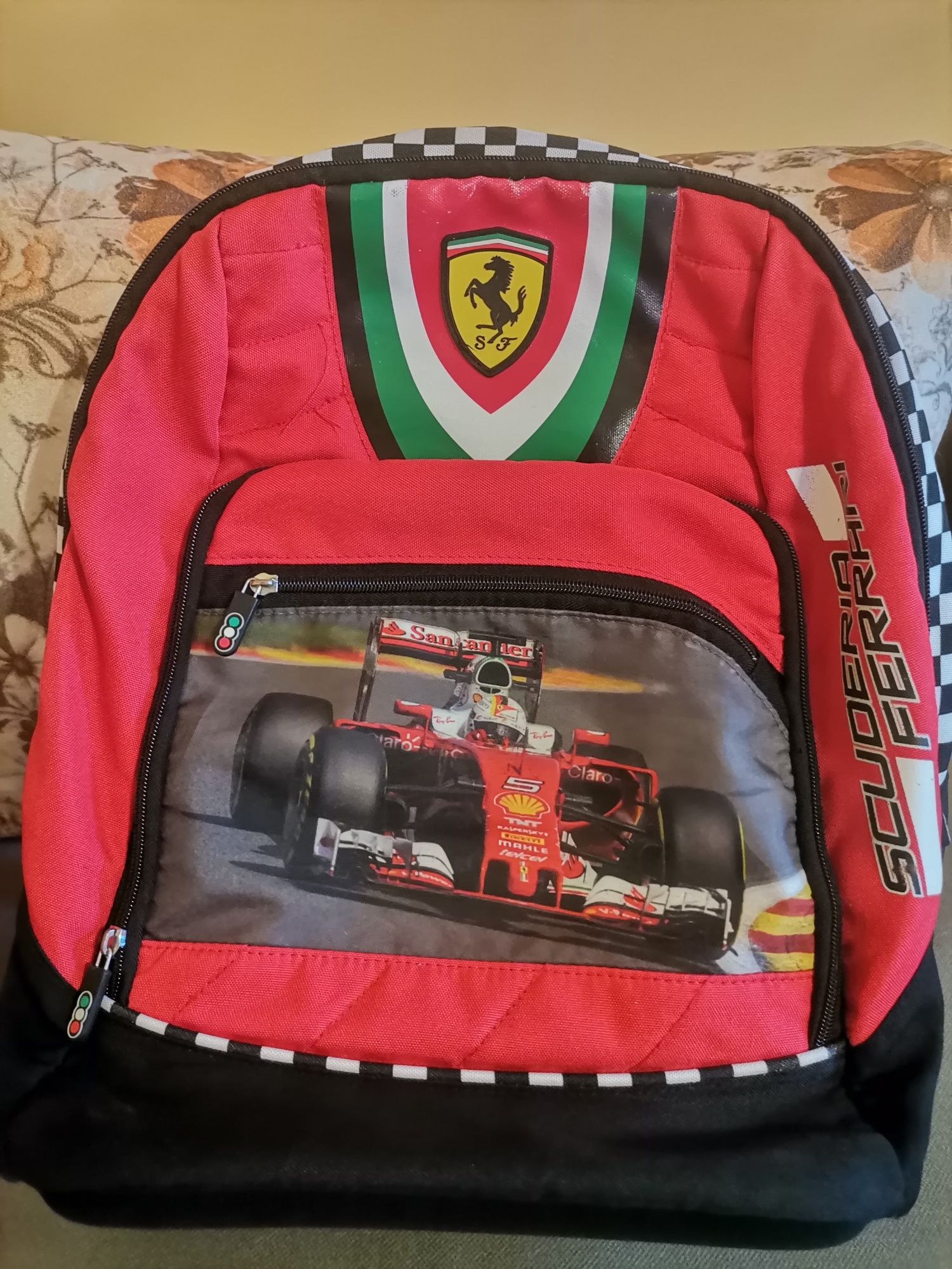 Оригинална раница Ferrari