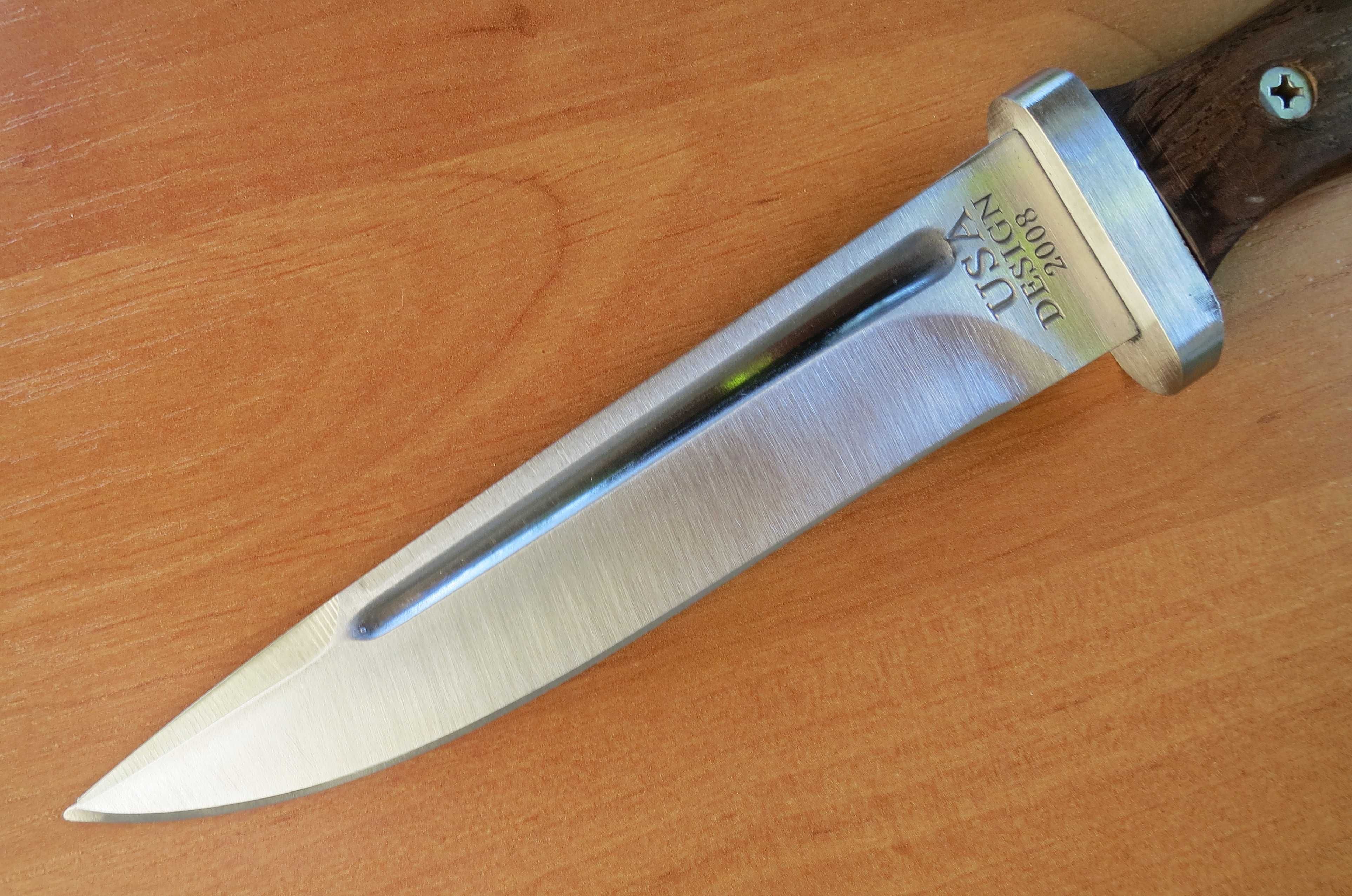Нож с фиксирано острие Buck 2008