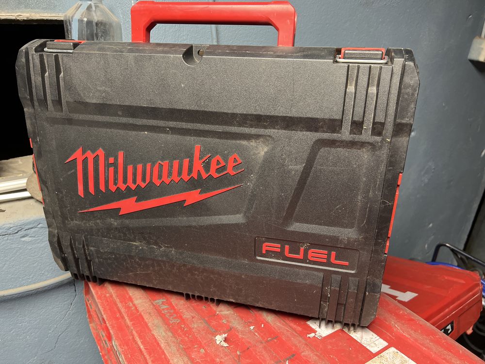 Milwaukee flex baterie M18 CAG125-ox defect hilti bosch makita