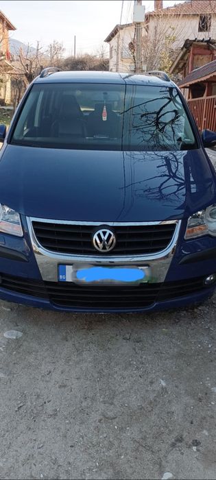Продавам Volkswagen tauran