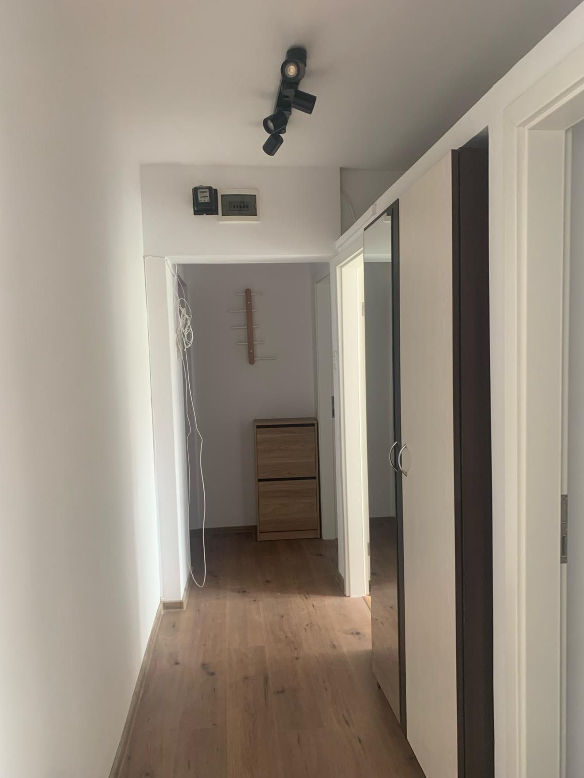 Proprietar închiriez apartament cu 2 camere