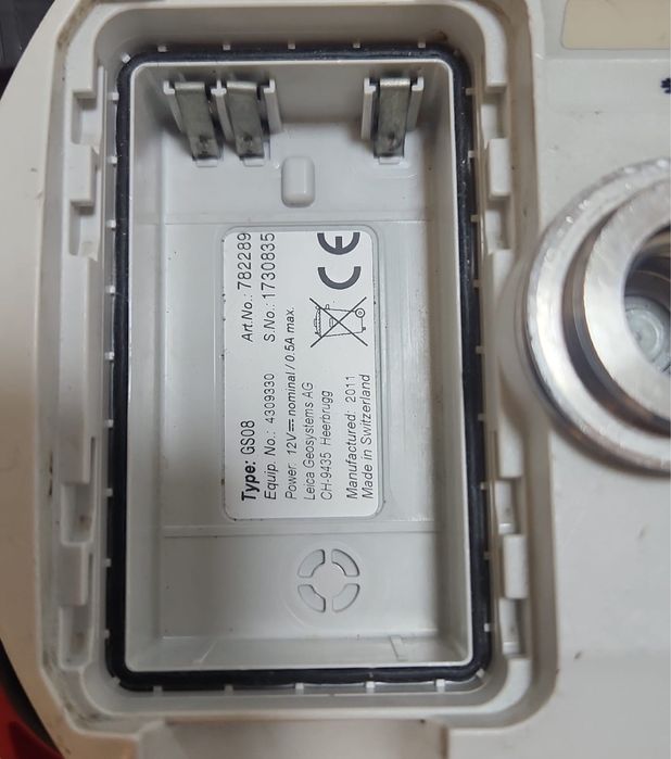 Echipament Gnss Leica Gs08 și controler Cs10