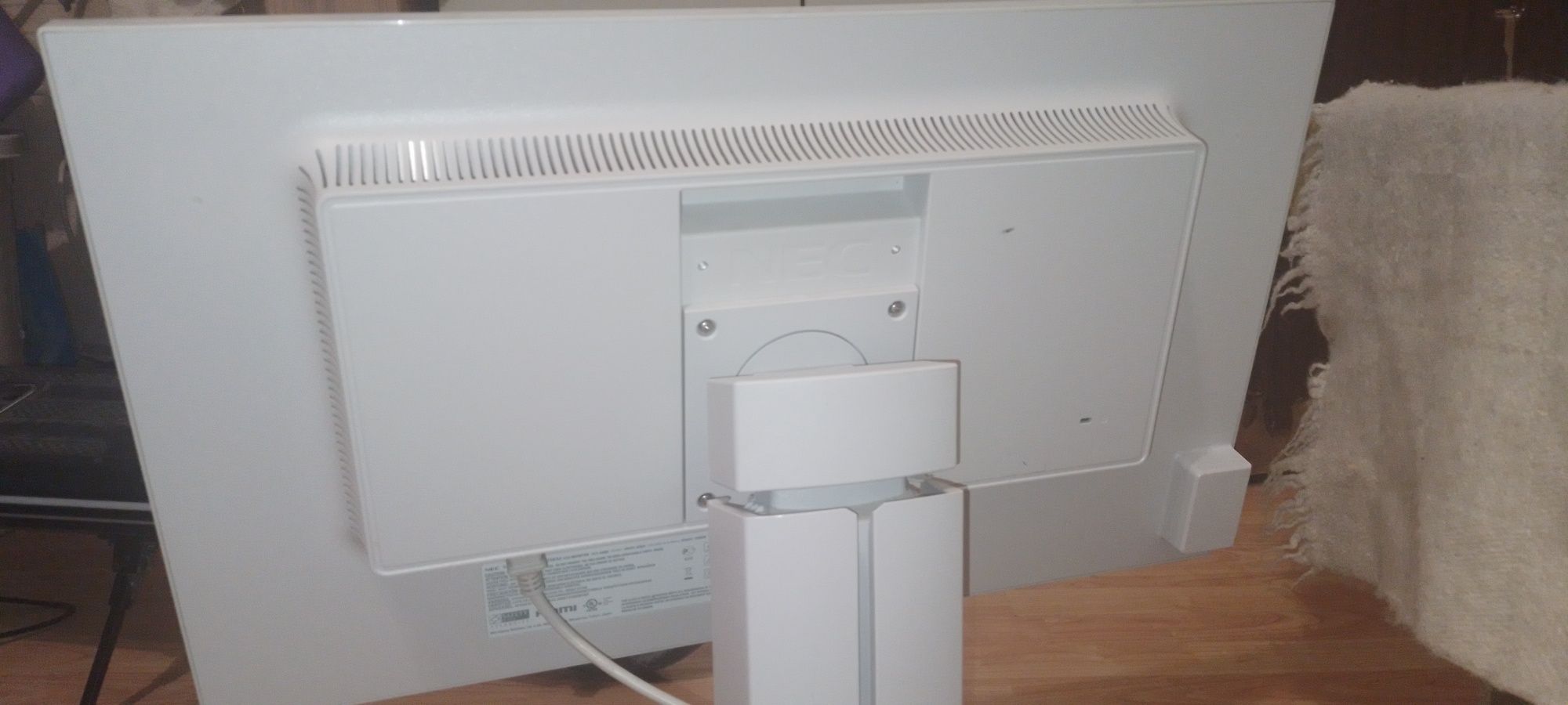 Монитор NEC Multisync EA273WM LCD Monitor