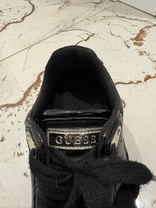 Дамски маратонки GUESS