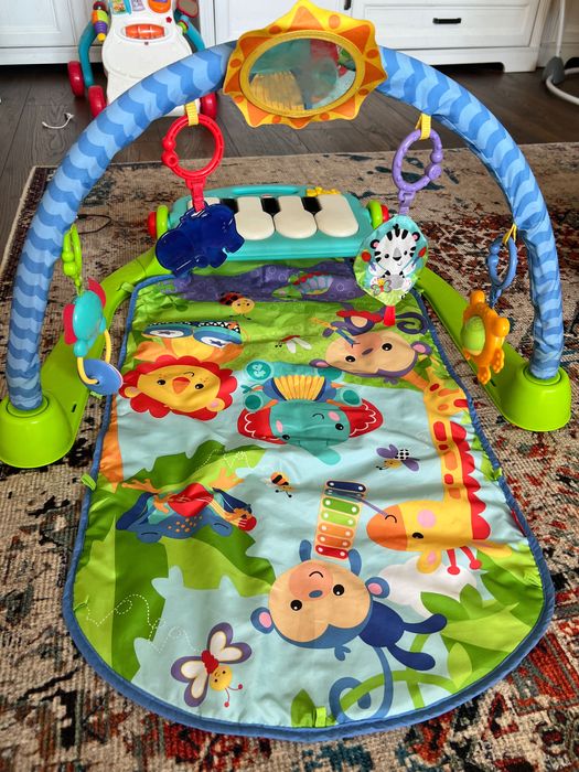 Fisher Price - Бебешка активна гимнастика Kick`N Play Piano