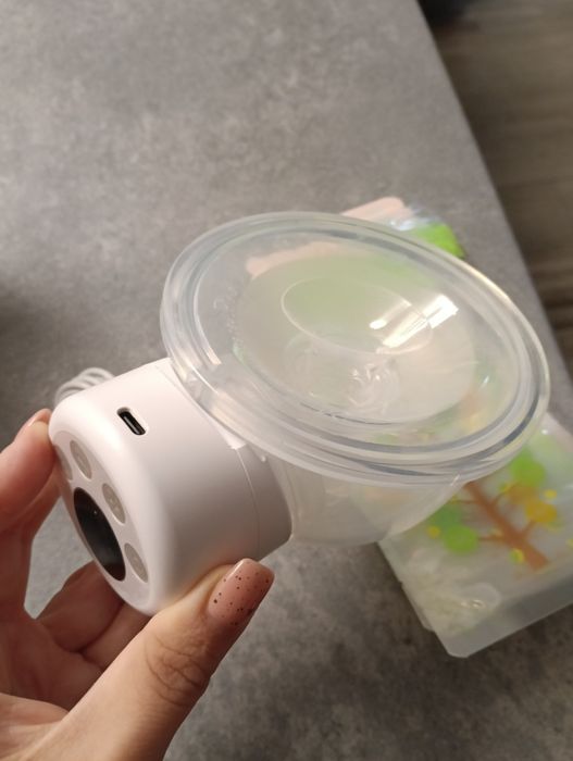 Pompă de sân fără fir