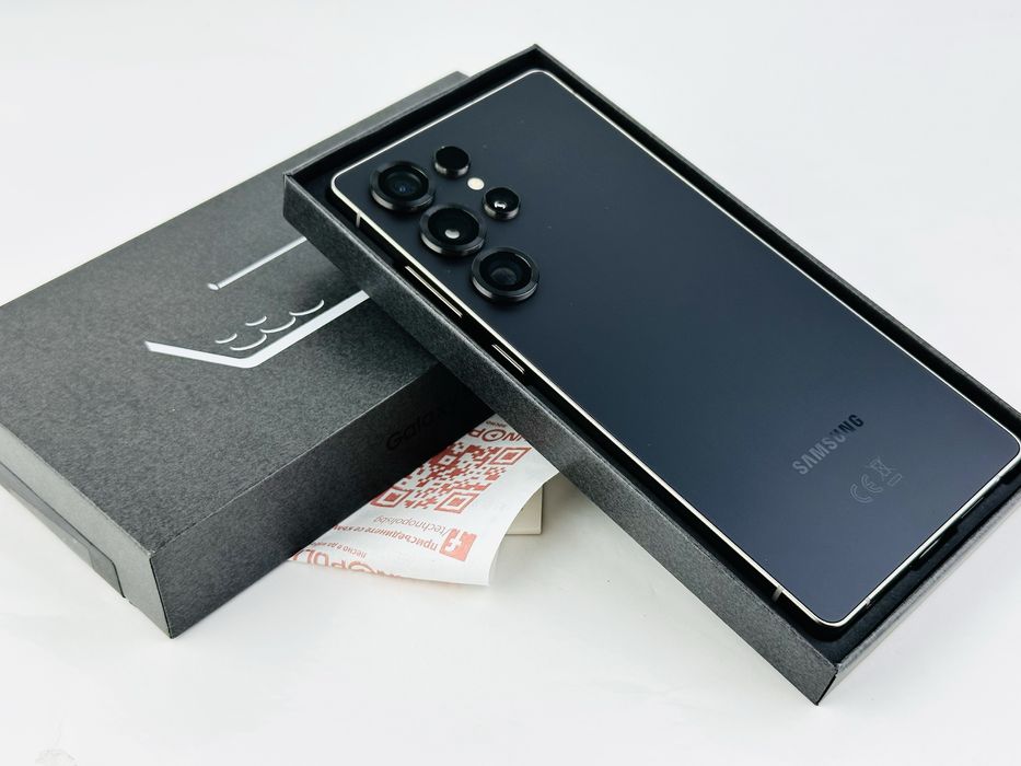 Samsung Galaxy S25 Ultra 5G 256GB 12RAM Black Перфектен! 2г. Гаранция!