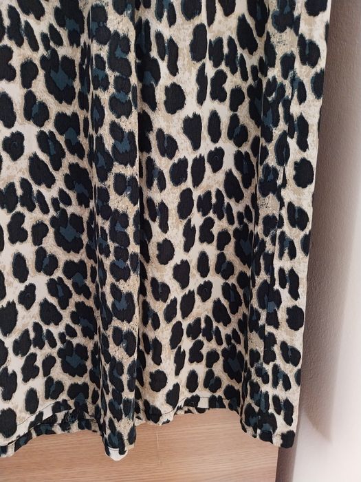 Fusta nouă de vara , super drăguța