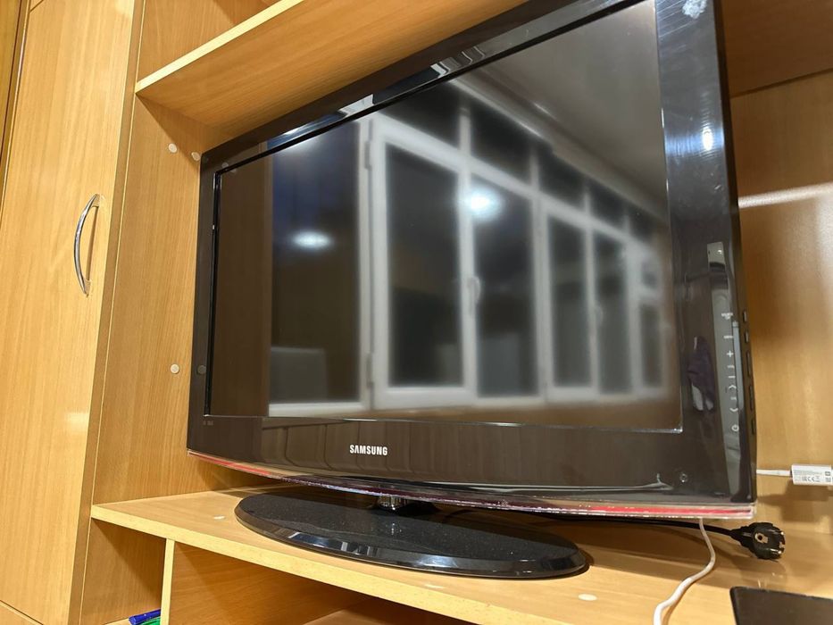 Телевизор Samsung 32 в отличном состоянии