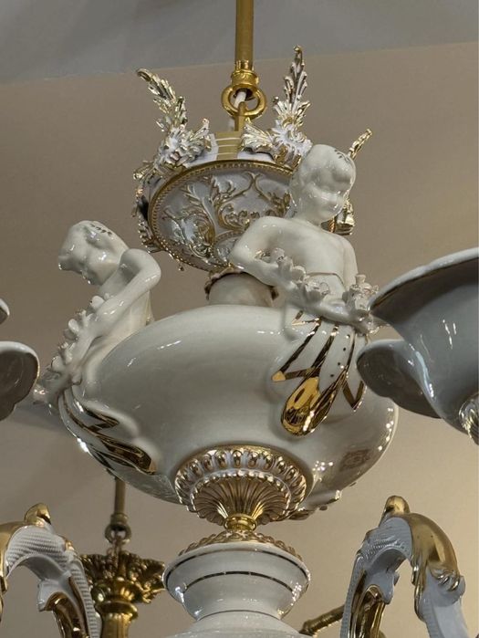 Candelabru bronz si portelan