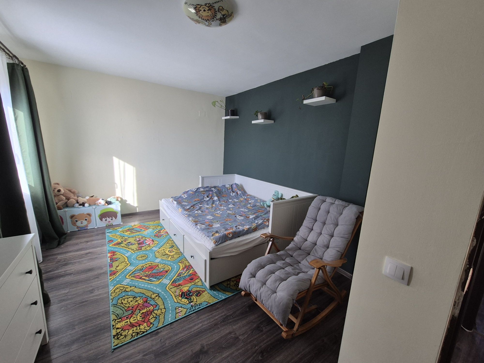 Casă 5 Camere, P + 1 Etaj + Mansarda, 144mp utili, 300mp teren