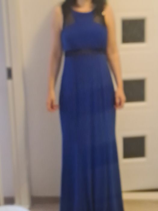 Vand rochie ieftin!!!