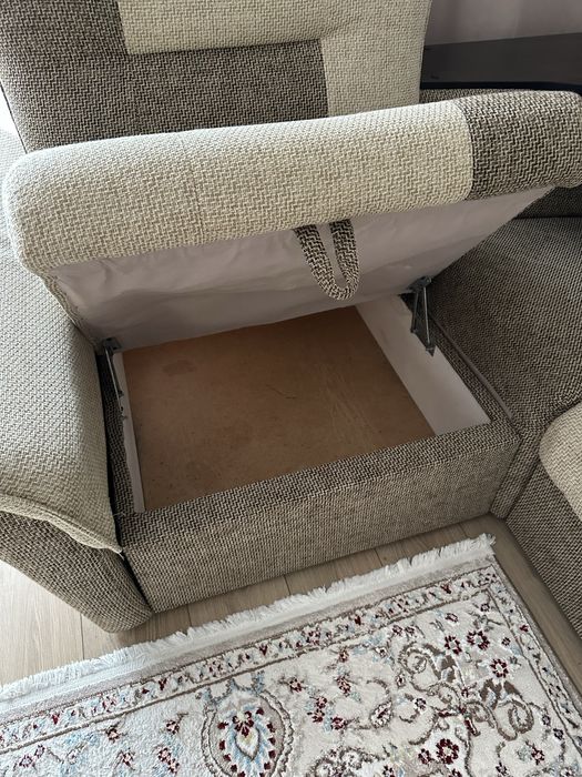 Угловой диван с креслом