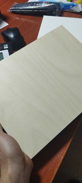 Березовая фанера ламинированная цветными пленками оптом