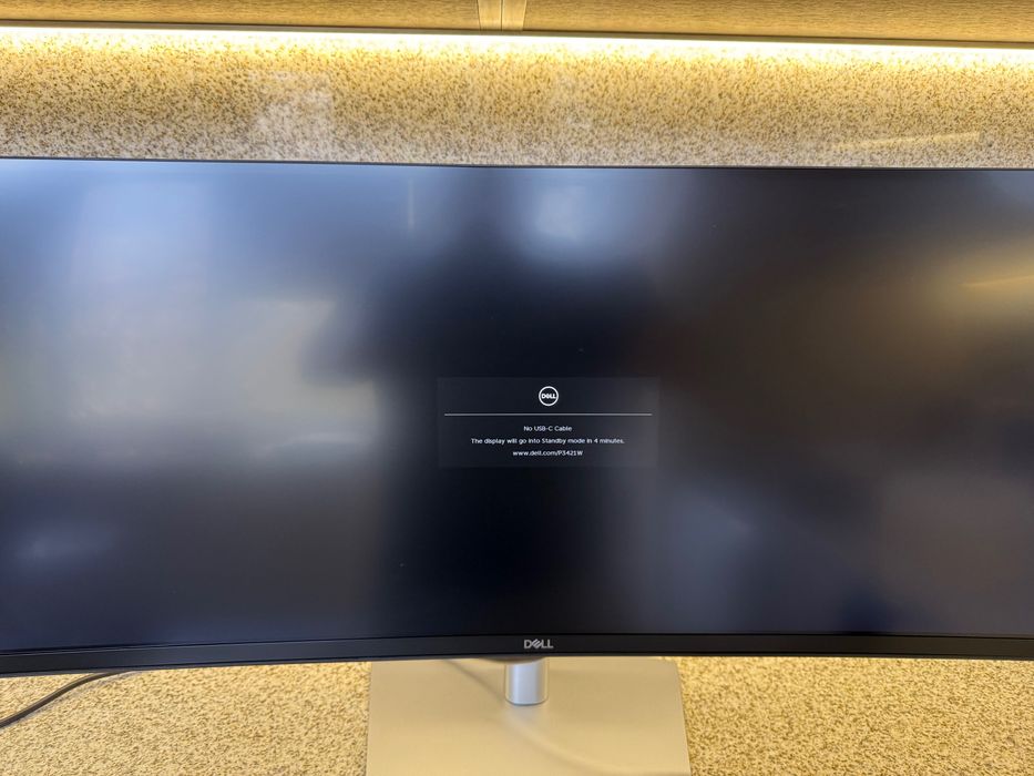 Монитор DELL P3421WM