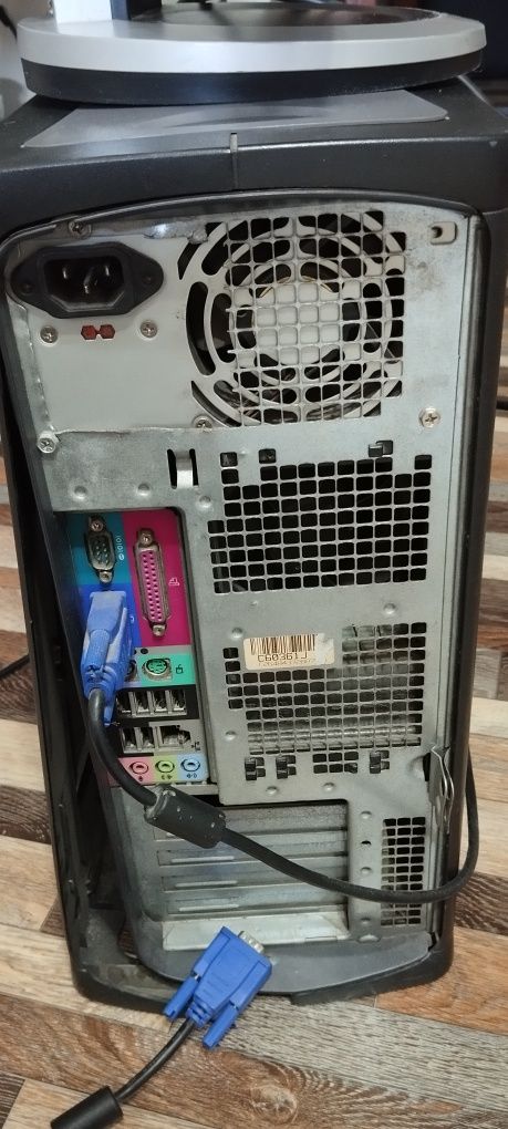 Компьютер Dell рабочий