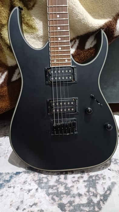 Продаётся Электрогитара Ibanez RG421EX Flat Black superstrat б/у