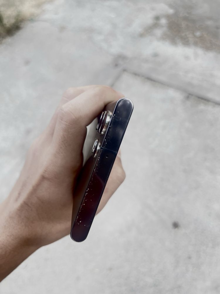 Samsung S22 ultra holati yaxshi