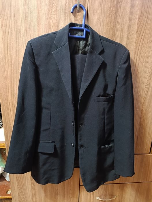 Школьный костюм для 10-11 кл