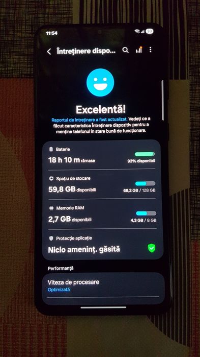 Samsung 21 plus!