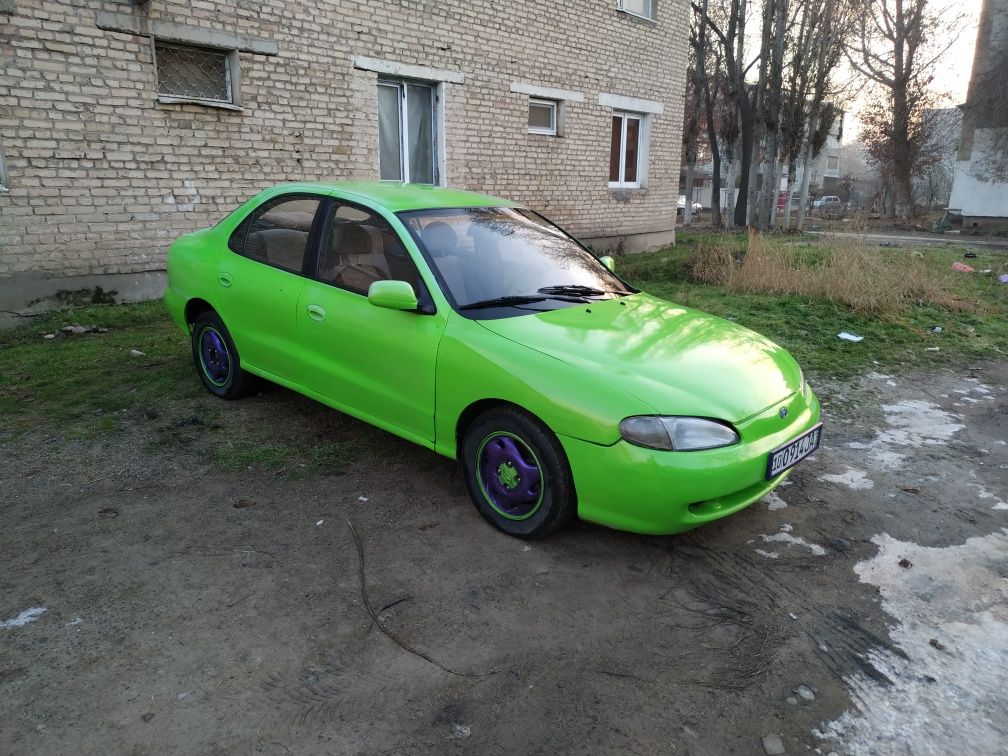 Hyundai Elantra 1996 Хундай Элантра