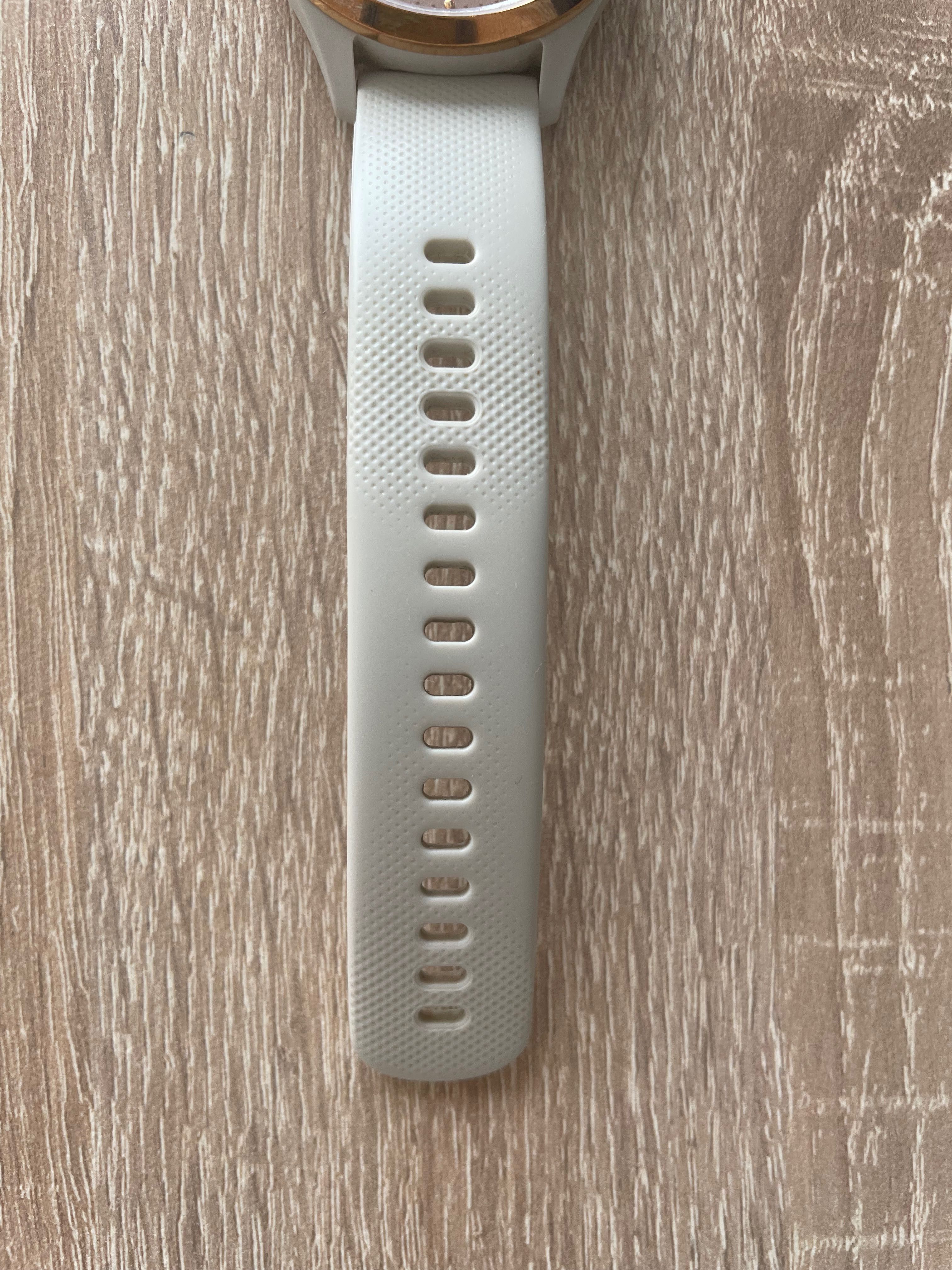 Дамски часовник Garmin Vivomove 3S