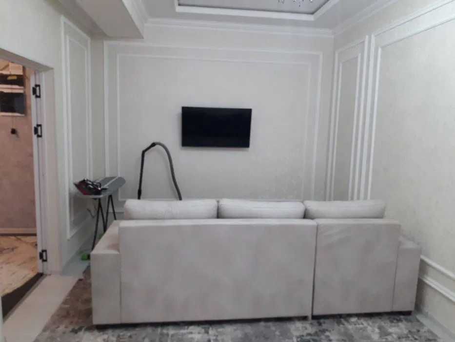 R6! Сдаётся КЛАССНАЯ квартира 2/2/5 на Карасу 1 ор-р школа №208 !