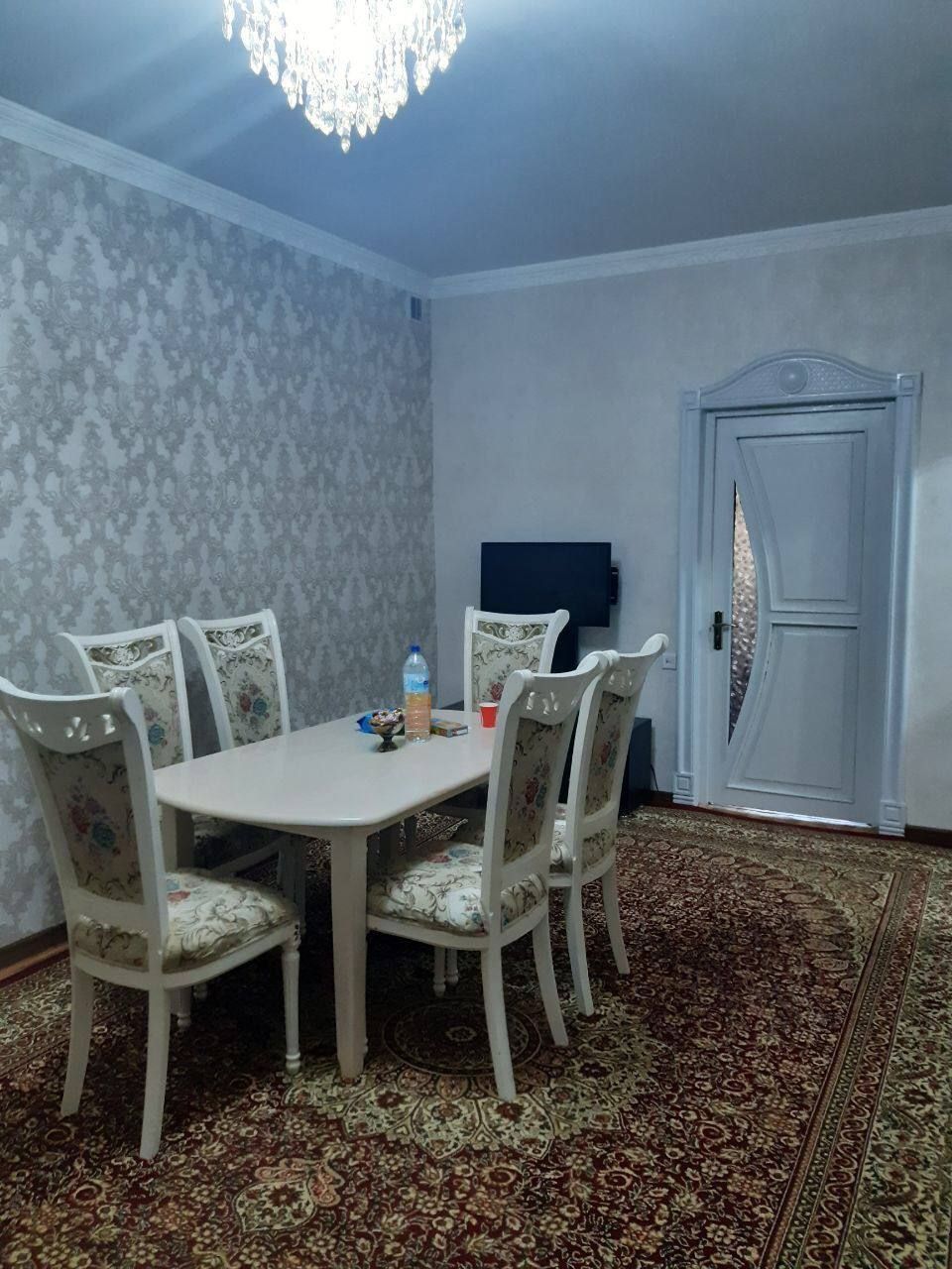 Сдаётся квартира юнусабад 8кв 3/3/4