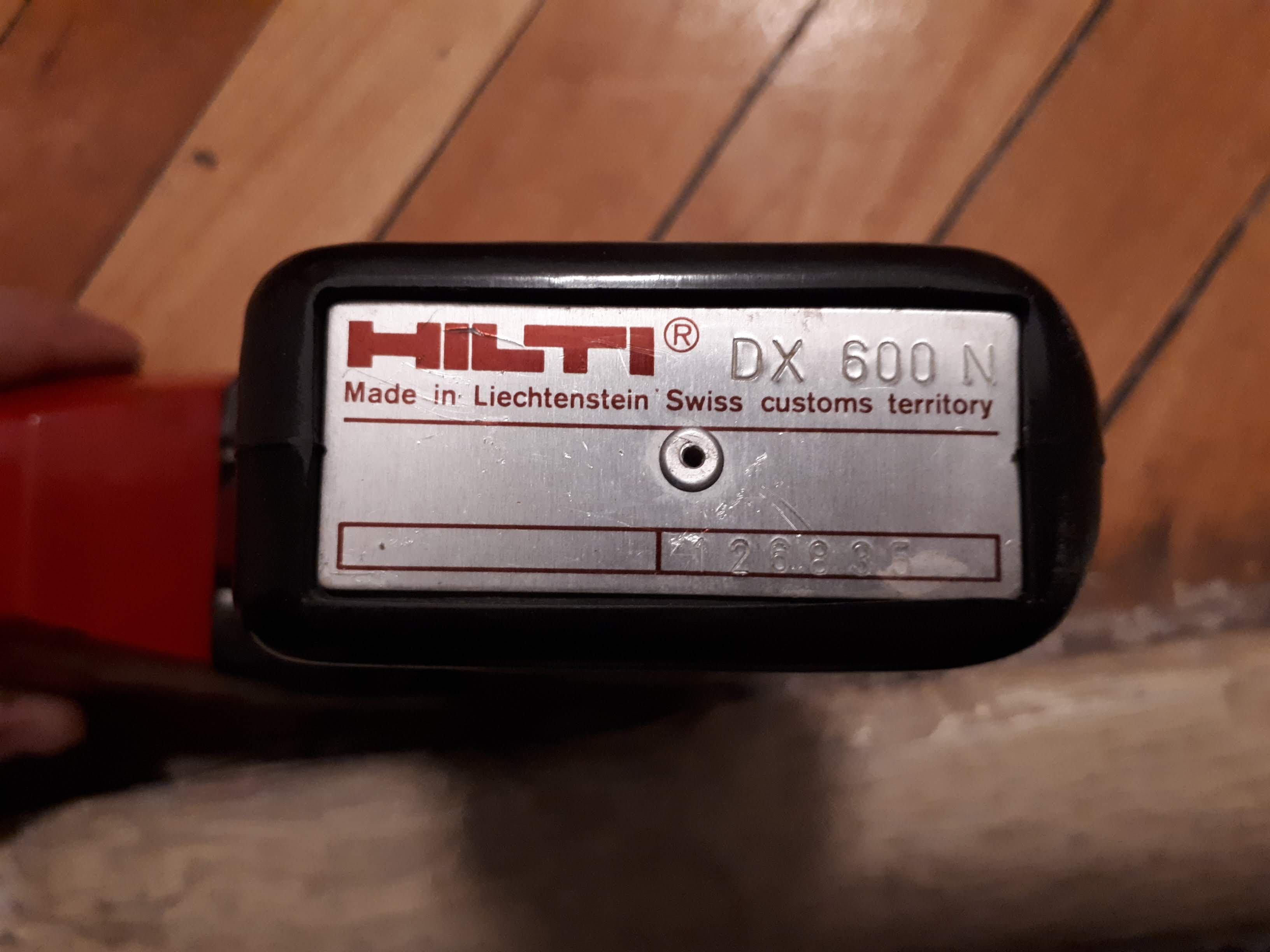 HILTI DX600N-Пистолет за бърз монтаж в бетон и метал (Хилти)