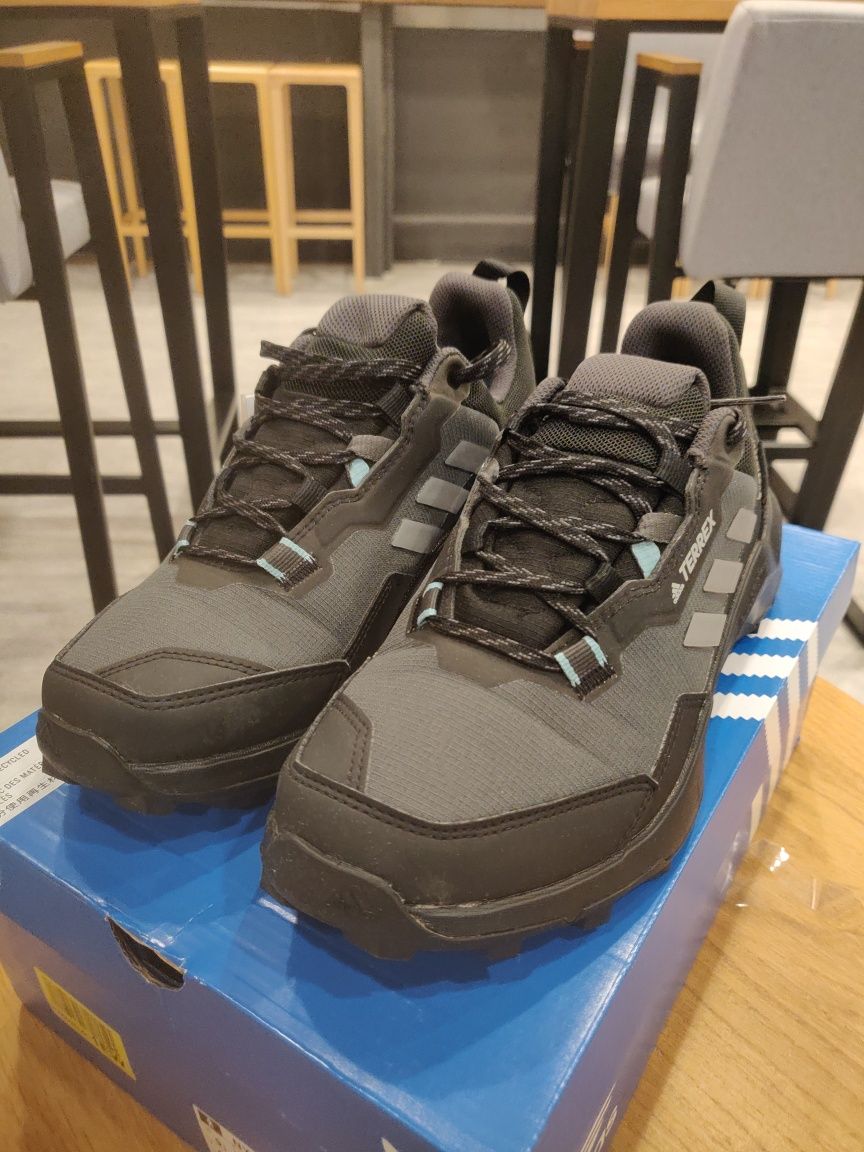 Adidas Terrex AX4 Goretex номер 39 1/3