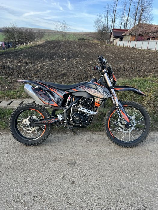 Alfarad T7 - schimb cu cross cadru mediu