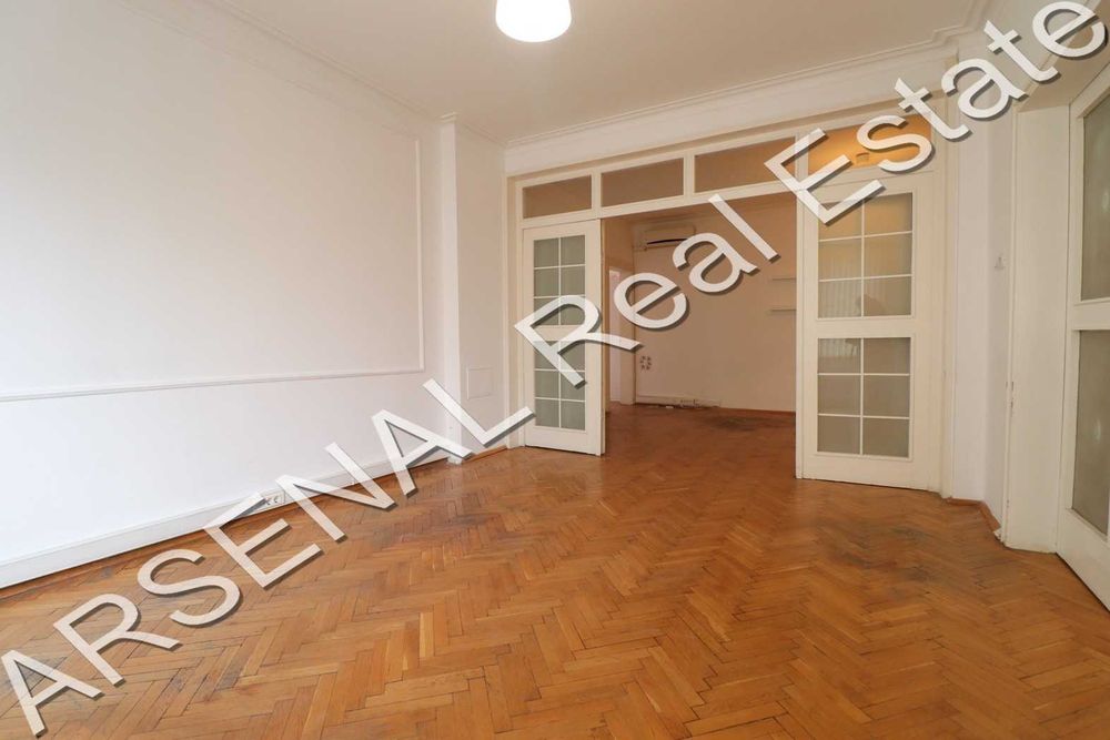 Дава се под наем Многостаен апартамент в София, Център - 163 кв.м за 950 € - Снимка #4