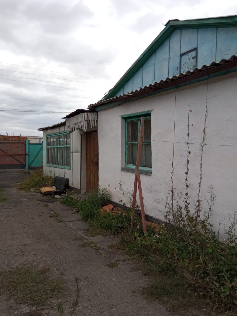 Продаётся дом из 3 комнат