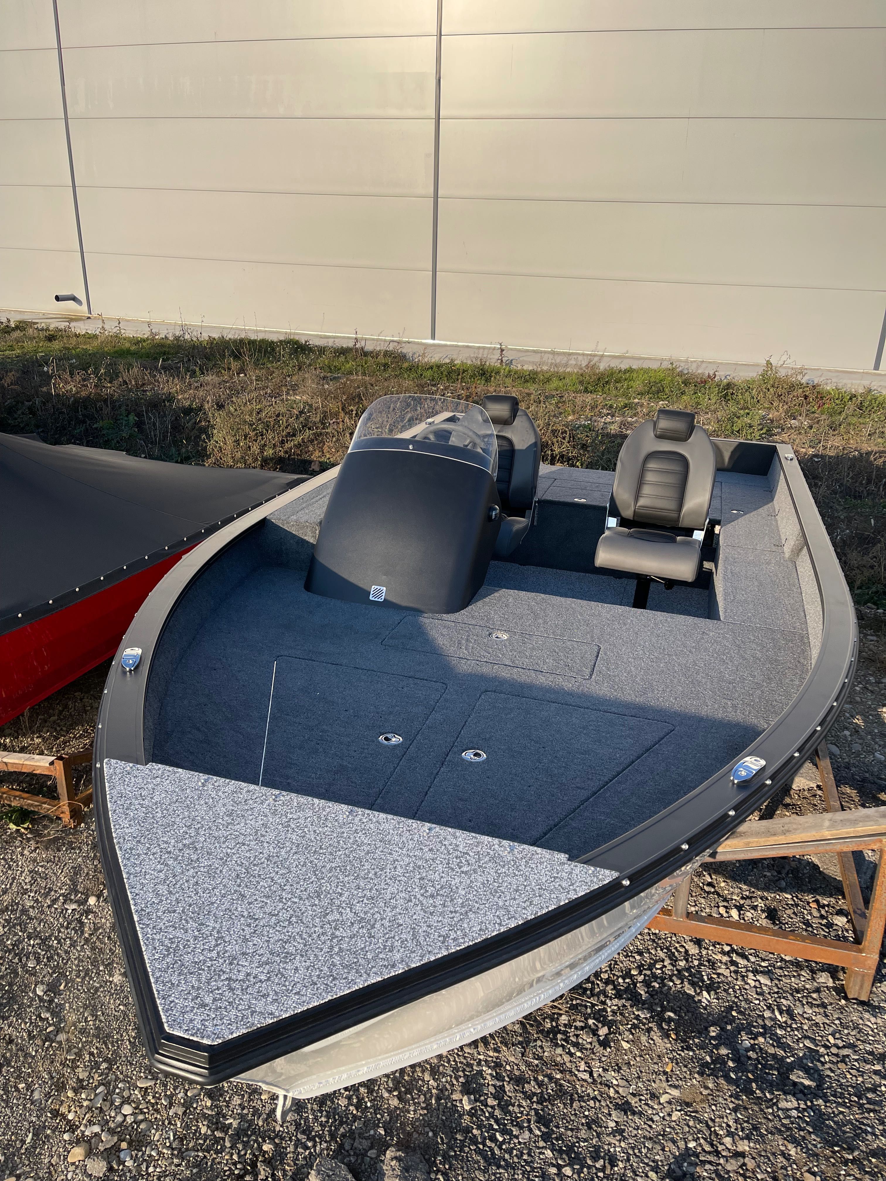 Barca aluminiu POWERBOAT 470SC