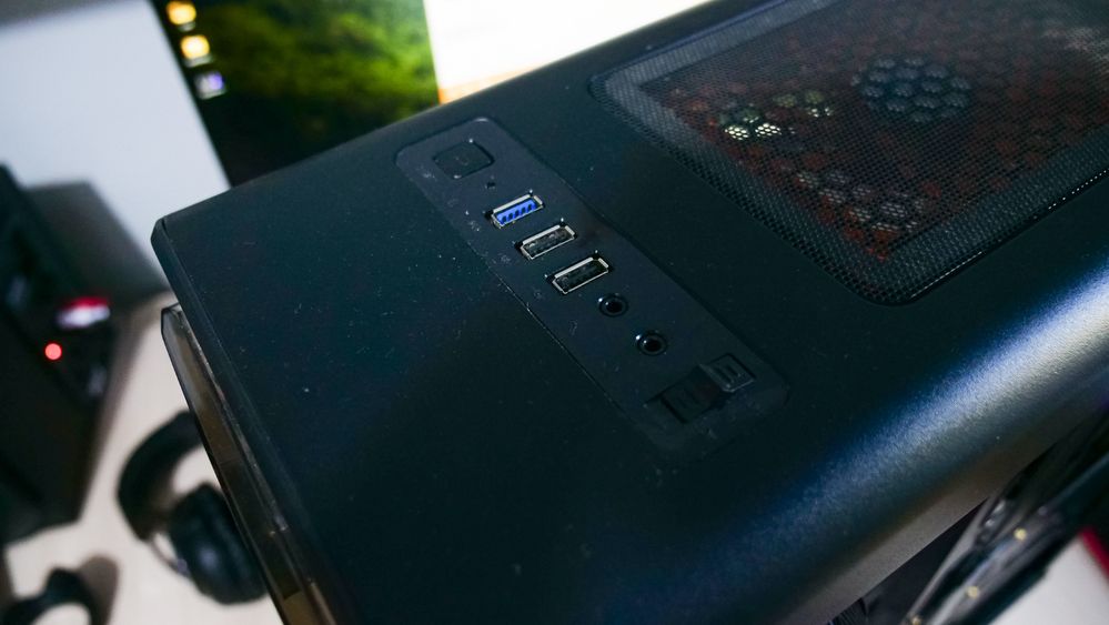 Корпус Gamemax Starlight | Midi-Tower | ATX