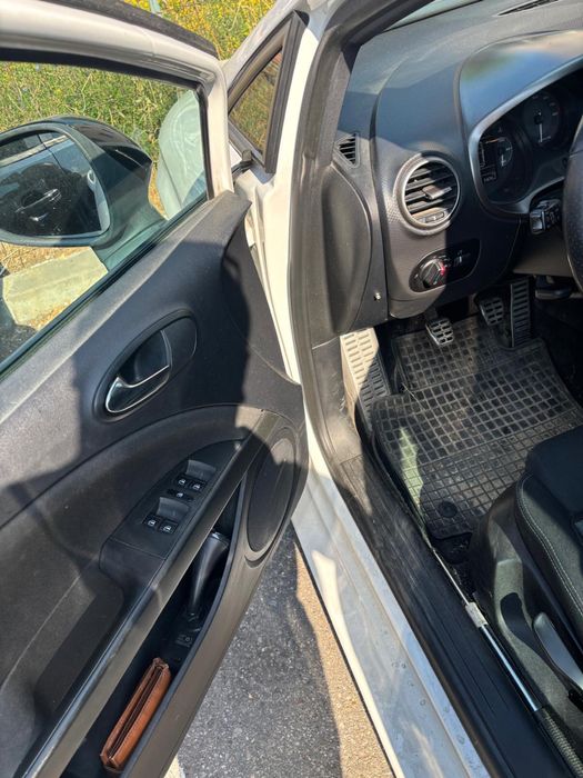 Vând sau schimb Seat Leon Cupra R