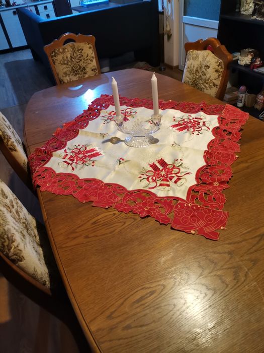 Vând masă lemn masiv