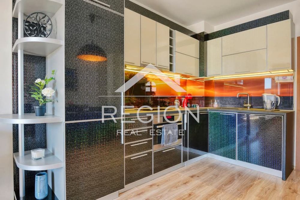 Дава се под наем Двустаен апартамент в Варна, Общината - 62 кв.м за 663 € - Снимка #3