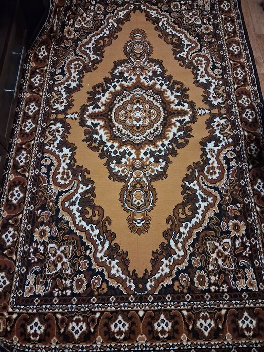 Ковёр 220 на 130 новый